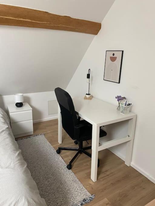 Appart Renove En Duplex Avec Terrasse Et Garage Bouleurs Экстерьер фото